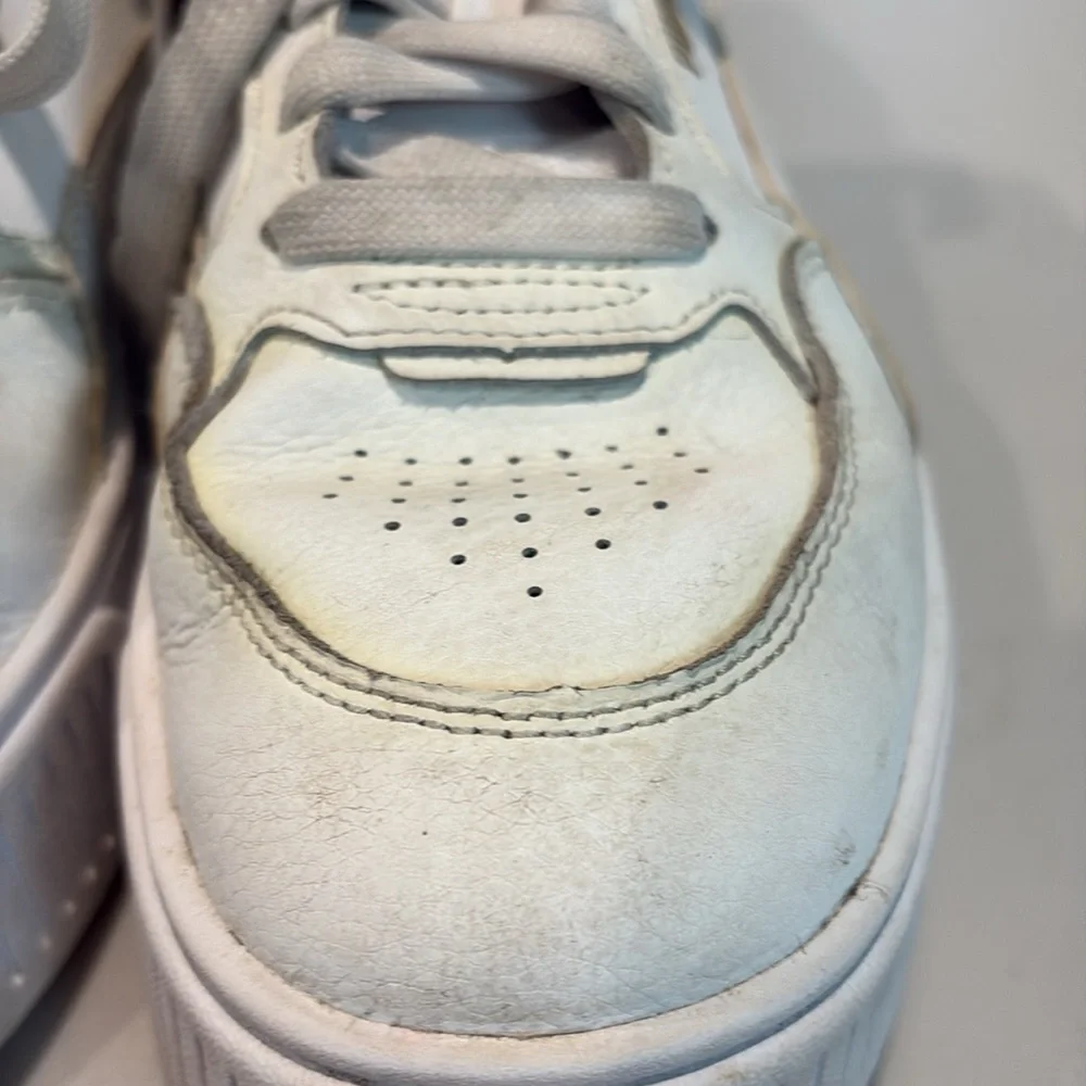 Puma - Karmen Rebelle women’s sneakers.  Platform sole. Size 9.  White